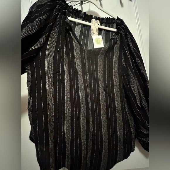 Blu Pepper boho blouse black white peasant sleeve women’s M striped top NWT - Picture 10 of 16